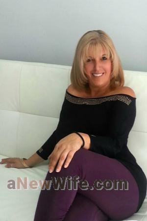 157159 - Ivette Age: 67 - Costa Rica