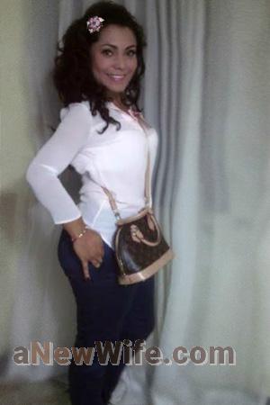158172 - Linda Age: 38 - Colombia