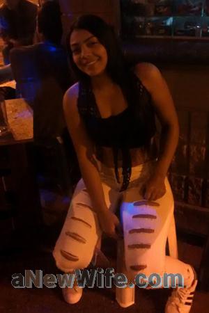 163464 - Laura Age: 29 - Colombia