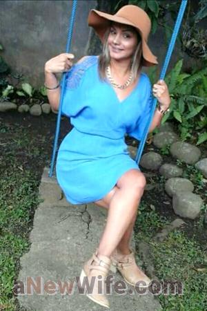 167639 - Michelle Age: 45 - Costa Rica