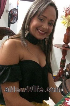 171049 - Leslie Age: 32 - Colombia