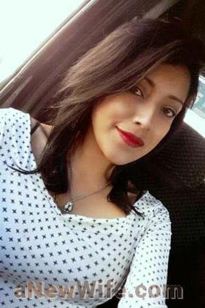 172247 - Gianella Age: 32 - Ecuador