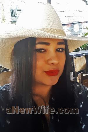 172820 - Sandra Age: 35 - Colombia