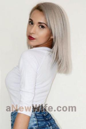 174356 - Paola Age: 29 - Costa Rica