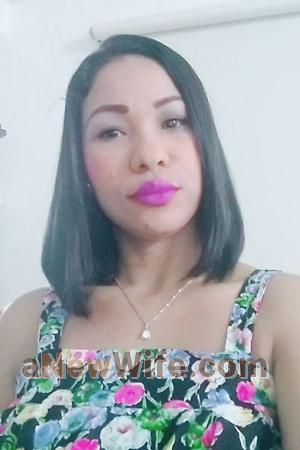 177008 - Kari Age: 47 - Colombia