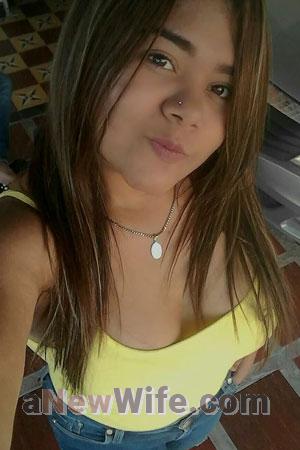 179794 - Karolay Age: 28 - Colombia
