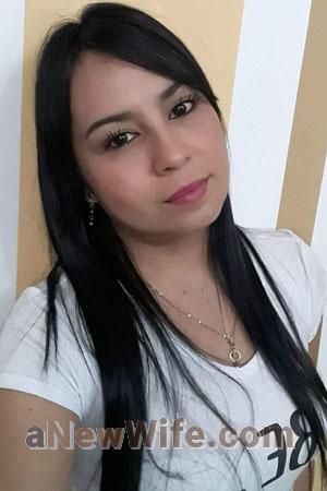 181185 - Andrea Age: 41 - Colombia