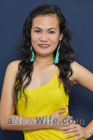 182081 - Genevie Age: 33 - Philippines