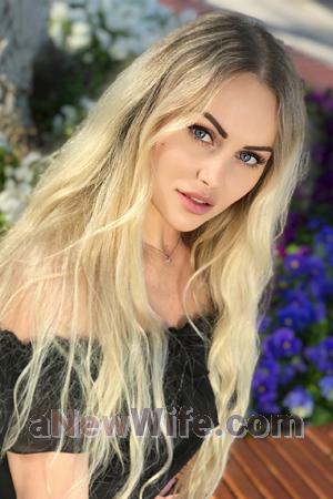 191226 - Anna Age: 35 - Russia