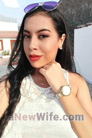 191781 - Ariana Age: 28 - Colombia