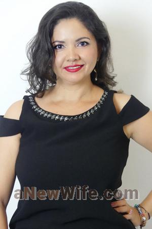 194244 - Marelis Age: 46 - Colombia