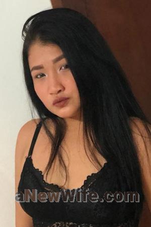 198905 - Elianyer Age: 24 - Colombia