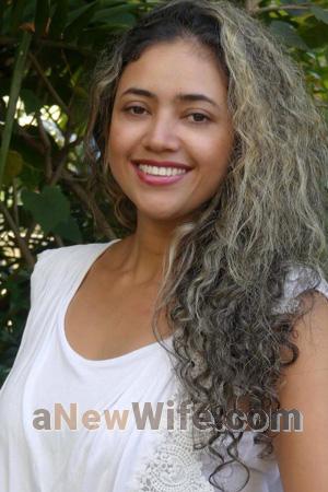 198912 - Marta Age: 40 - Colombia