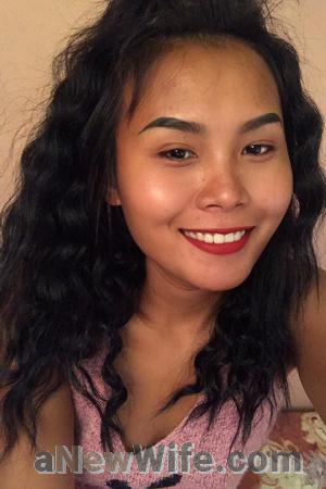 203219 - Montra Age: 28 - Thailand