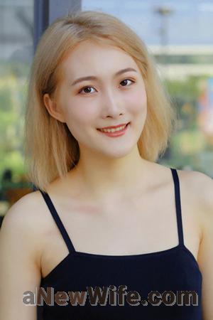 203743 - Shiqi Age: 25 - China