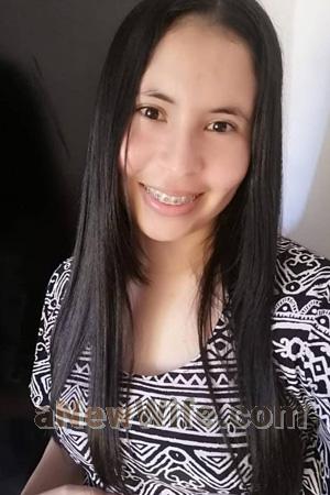 204180 - Arianna Age: 29 - Colombia
