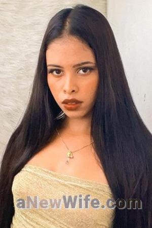 206501 - Laura Age: 25 - Colombia