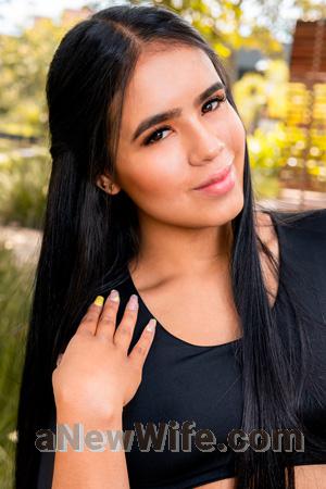 207041 - Katerine Age: 24 - Colombia