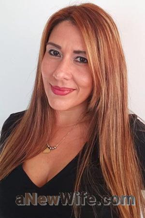 207057 - Laura Age: 45 - Colombia