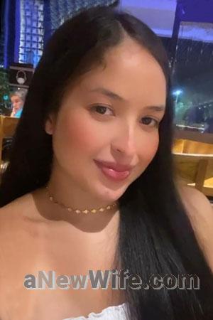 208401 - Maria Camila Age: 27 - Colombia