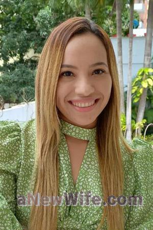 209138 - Yandry Age: 30 - Colombia