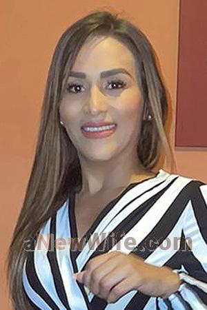 209636 - Andreina Age: 37 - Costa Rica