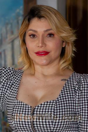 210287 - Oriana Age: 44 - Colombia