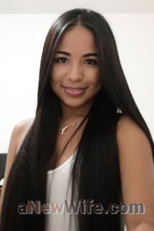 211709 - Maria Fernanda Age: 26 - Colombia