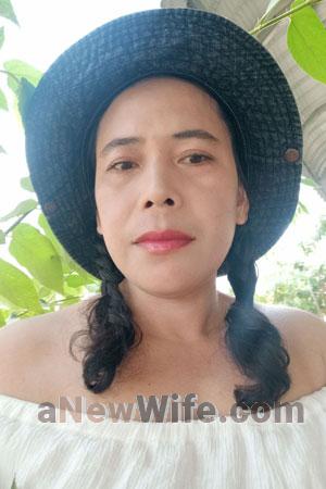 213455 - Rovida Age: 45 - Cambodia