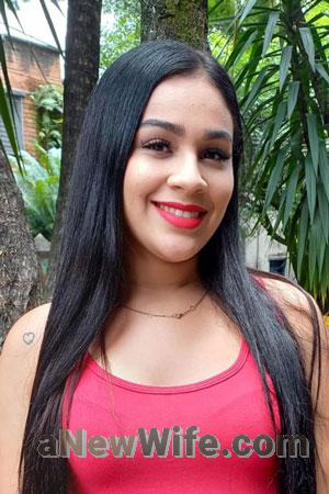 213754 - Tatiana Age: 23 - Colombia
