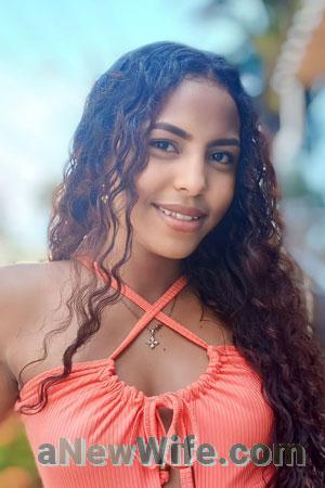 213877 - Martha Age: 22 - Colombia