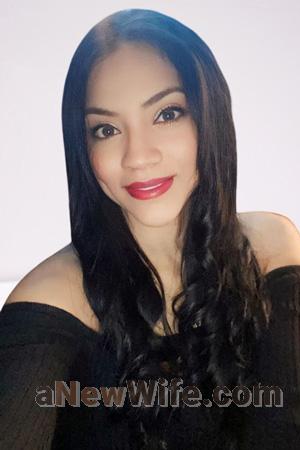 214711 - Diana Age: 32 - Colombia