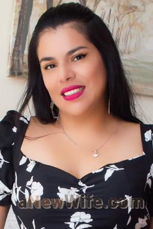 215137 - Lesly Age: 36 - Peru