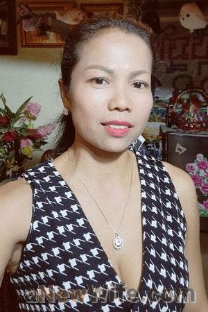 215497 - Sara Age: 45 - Cambodia