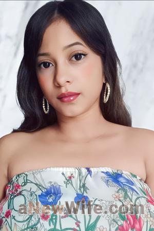 215556 - Laura Age: 33 - Colombia