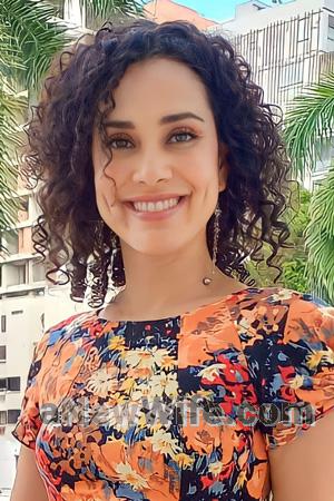 216632 - Mayling Age: 45 - Colombia