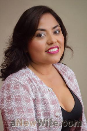 216812 - Paola Age: 39 - Peru