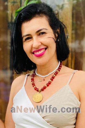 219492 - Yisela Age: 44 - Colombia