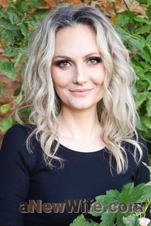 222277 - Alla Age: 45 - Ukraine