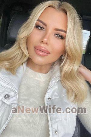 223458 - Alona Age: 24 - Ukraine