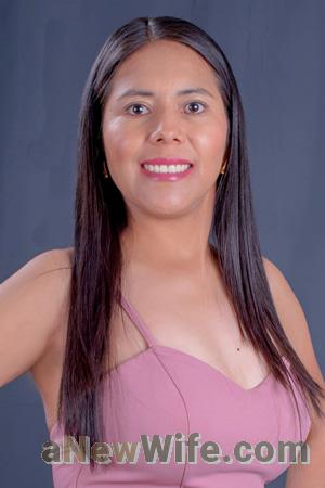 223585 - Flora Age: 36 - Bolivia