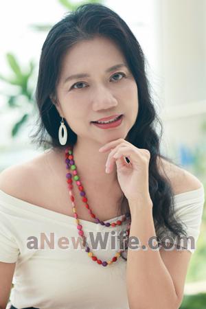 224187 - Sharon Age: 57 - China