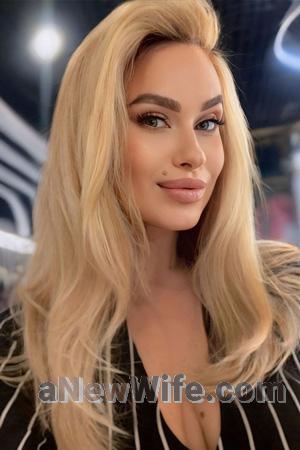 224548 - Yuliia Age: 33 - Ukraine