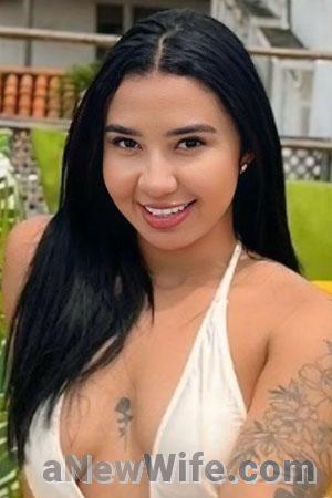 224711 - Paula Age: 26 - Colombia