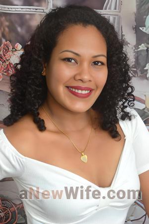 224738 - Katheryne Age: 42 - Peru