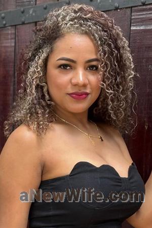 224905 - Danesi Age: 29 - Colombia