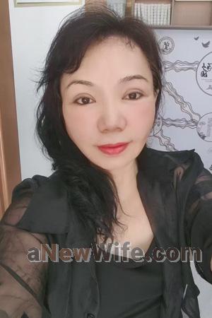 224925 - Liya Age: 53 - China