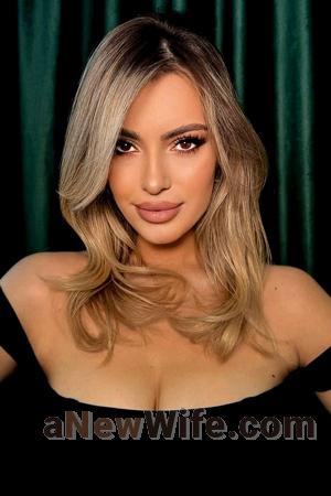 225171 - Adelina Age: 21 - Ukraine