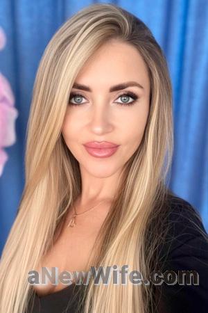 225271 - Valentina Age: 41 - Ukraine