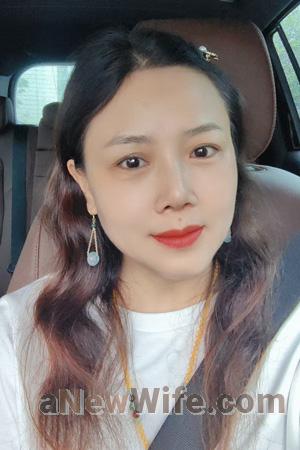 225872 - Lily Age: 48 - China